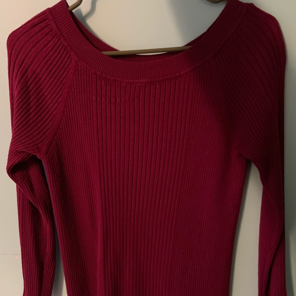 Maroon scoop neck sweater